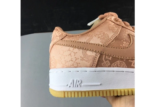Air Gold Low  Force Clot Silk Rose CJ5290-600 1 0827